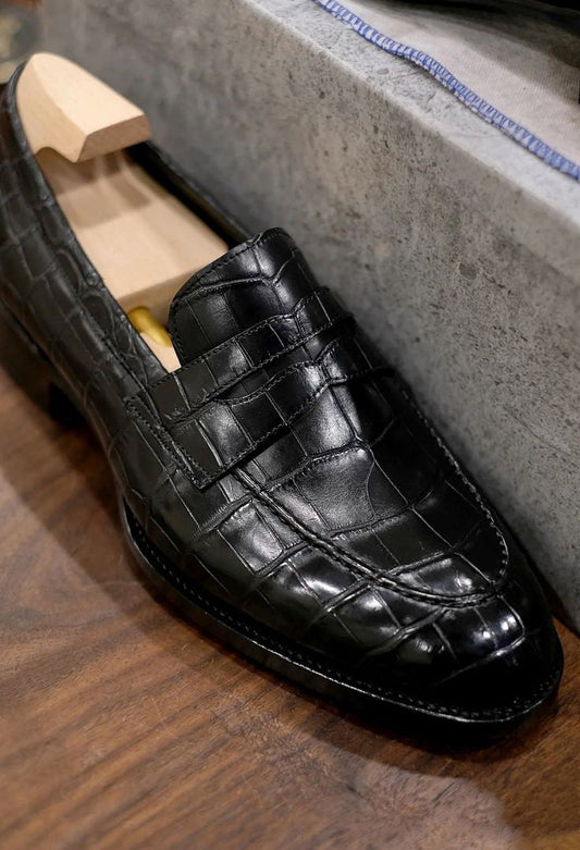 Handmade Men Black Crocodile Leather Business Loafers, New Party Wear Moccasins